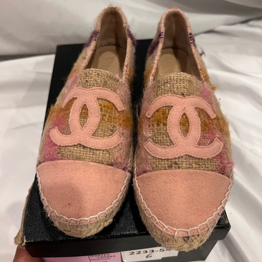 Chanel tweed CC espadrilles size 36